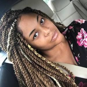 Meet your Posher, Indira